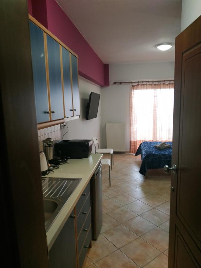 G M 6 Rooms Kentro In The Heart Of The City Larissa Esterno foto