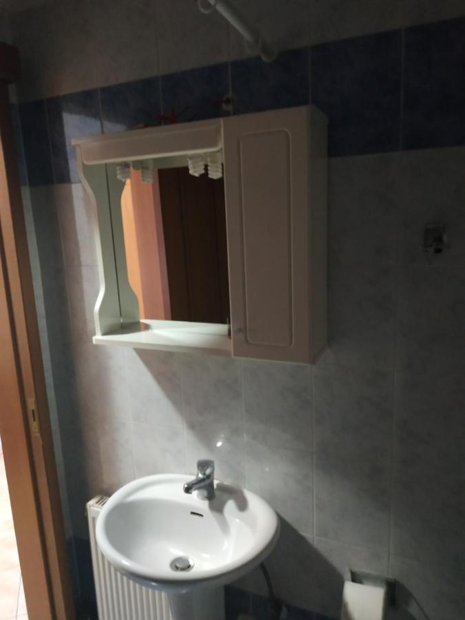 G M 6 Rooms Kentro In The Heart Of The City Larissa Esterno foto
